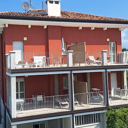 Vialeromadodici Rooms&Apartments-3